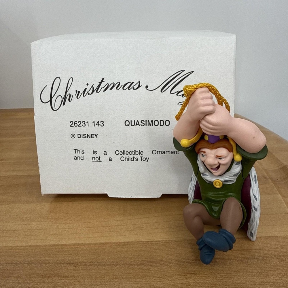 Disney Christmas Magic 26231-143 Quasimodo Ornament Collectable by Grolier  1990